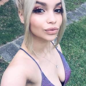 Meet your Posher, Jalisha